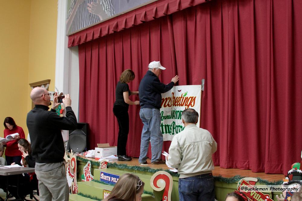 42nd Annual Mayors Christmas Parade Dinner 2015\nPhotography by: Buckleman Photography\nall images ©2015 Buckleman Photography\nThe images displayed here are of low resolution;\nReprints & Website usage available, please contact us: \ngerard@bucklemanphotography.com\n410.608.7990\nbucklemanphotography.com\n2254.jpg