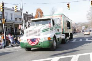 42nd Annual Mayors Christmas Parade Division 1 2015\nPhotography by: Buckleman Photography\nall images ©2015 Buckleman Photography\nThe images displayed here are of low resolution;\nReprints & Website usage available, please contact us: \ngerard@bucklemanphotography.com\n410.608.7990\nbucklemanphotography.com\n2531.jpg