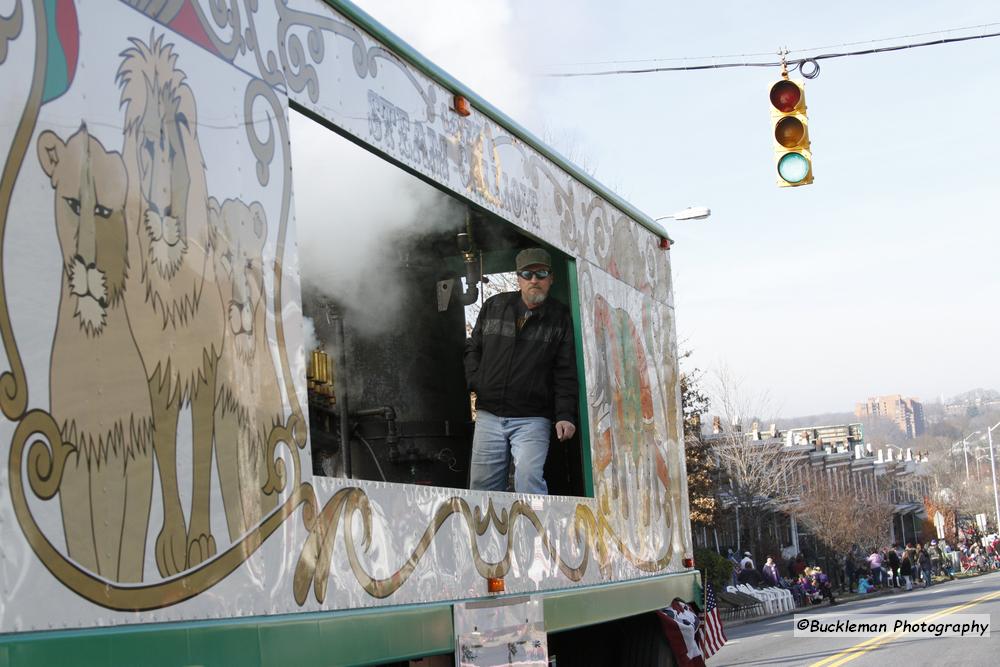 42nd Annual Mayors Christmas Parade Division 1 2015\nPhotography by: Buckleman Photography\nall images ©2015 Buckleman Photography\nThe images displayed here are of low resolution;\nReprints & Website usage available, please contact us: \ngerard@bucklemanphotography.com\n410.608.7990\nbucklemanphotography.com\n2532.jpg