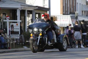 42nd Annual Mayors Christmas Parade Division 1 2015\nPhotography by: Buckleman Photography\nall images ©2015 Buckleman Photography\nThe images displayed here are of low resolution;\nReprints & Website usage available, please contact us: \ngerard@bucklemanphotography.com\n410.608.7990\nbucklemanphotography.com\n2551.jpg