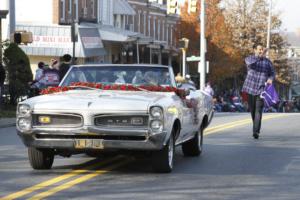 42nd Annual Mayors Christmas Parade Division 1 2015\nPhotography by: Buckleman Photography\nall images ©2015 Buckleman Photography\nThe images displayed here are of low resolution;\nReprints & Website usage available, please contact us: \ngerard@bucklemanphotography.com\n410.608.7990\nbucklemanphotography.com\n2596.jpg