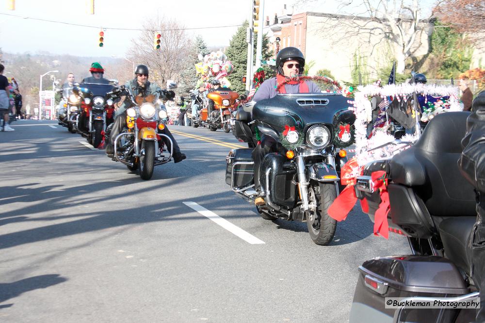 42nd Annual Mayors Christmas Parade Division 1 2015\nPhotography by: Buckleman Photography\nall images ©2015 Buckleman Photography\nThe images displayed here are of low resolution;\nReprints & Website usage available, please contact us: \ngerard@bucklemanphotography.com\n410.608.7990\nbucklemanphotography.com\n7459.jpg