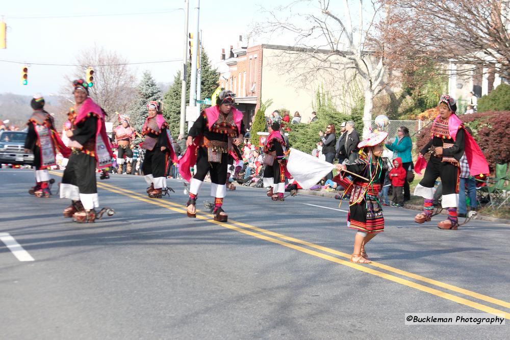 42nd Annual Mayors Christmas Parade Division 1 2015\nPhotography by: Buckleman Photography\nall images ©2015 Buckleman Photography\nThe images displayed here are of low resolution;\nReprints & Website usage available, please contact us: \ngerard@bucklemanphotography.com\n410.608.7990\nbucklemanphotography.com\n7582.jpg