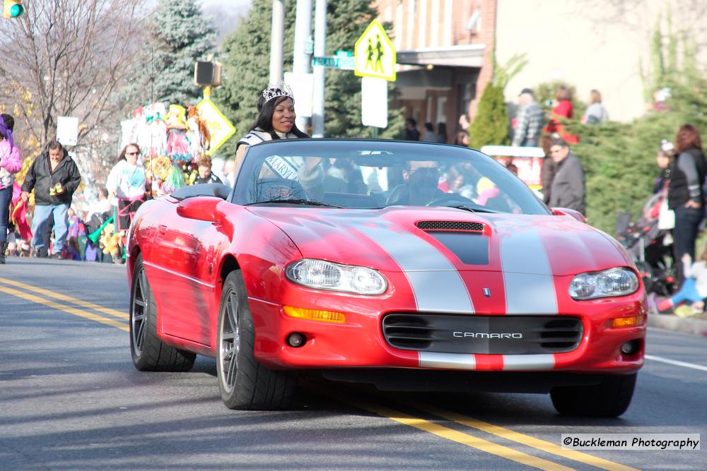 42nd Annual Mayors Christmas Parade Division 1 2015\nPhotography by: Buckleman Photography\nall images ©2015 Buckleman Photography\nThe images displayed here are of low resolution;\nReprints & Website usage available, please contact us: \ngerard@bucklemanphotography.com\n410.608.7990\nbucklemanphotography.com\n7595.jpg