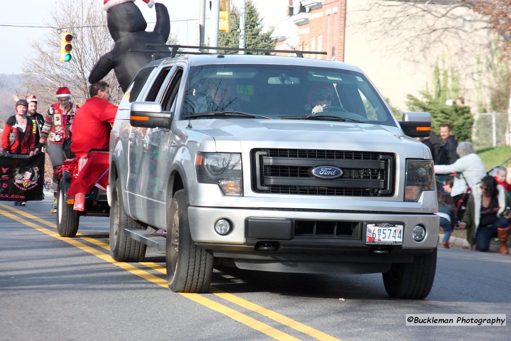 42nd Annual Mayors Christmas Parade Division 1 2015\nPhotography by: Buckleman Photography\nall images ©2015 Buckleman Photography\nThe images displayed here are of low resolution;\nReprints & Website usage available, please contact us: \ngerard@bucklemanphotography.com\n410.608.7990\nbucklemanphotography.com\n7648.jpg