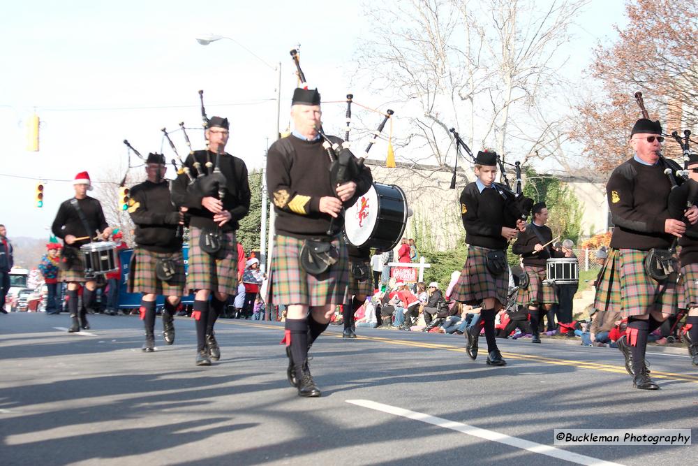 42nd Annual Mayors Christmas Parade Division 1 2015\nPhotography by: Buckleman Photography\nall images ©2015 Buckleman Photography\nThe images displayed here are of low resolution;\nReprints & Website usage available, please contact us: \ngerard@bucklemanphotography.com\n410.608.7990\nbucklemanphotography.com\n7693.jpg