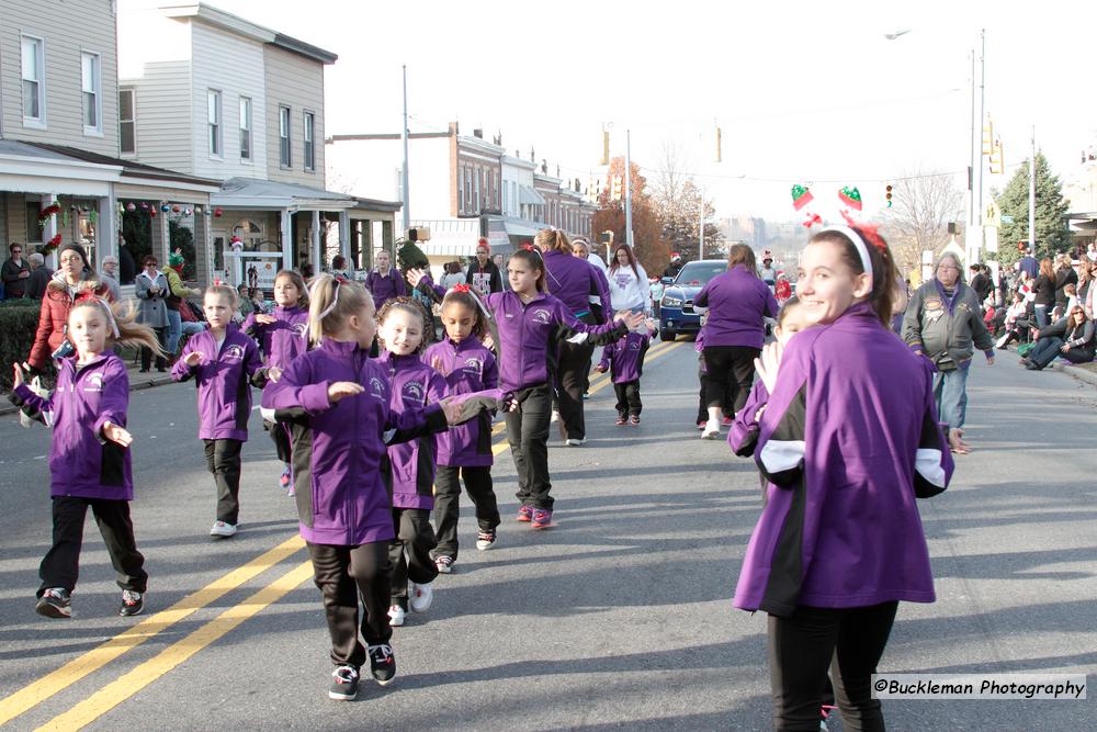 42nd Annual Mayors Christmas Parade Division 2 2015\nPhotography by: Buckleman Photography\nall images ©2015 Buckleman Photography\nThe images displayed here are of low resolution;\nReprints & Website usage available, please contact us: \ngerard@bucklemanphotography.com\n410.608.7990\nbucklemanphotography.com\n2962.jpg