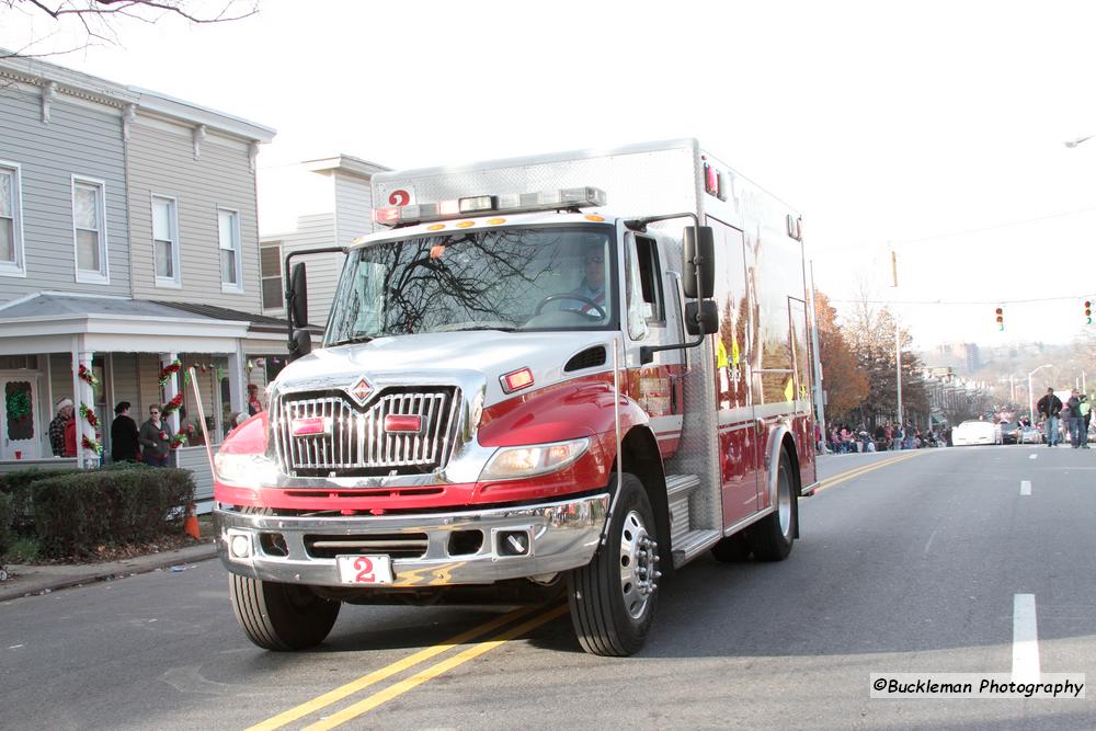 42nd Annual Mayors Christmas Parade Division 2 2015\nPhotography by: Buckleman Photography\nall images ©2015 Buckleman Photography\nThe images displayed here are of low resolution;\nReprints & Website usage available, please contact us: \ngerard@bucklemanphotography.com\n410.608.7990\nbucklemanphotography.com\n2994.jpg
