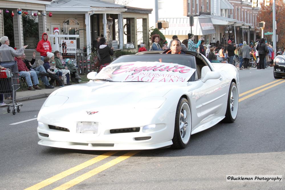 42nd Annual Mayors Christmas Parade Division 2 2015\nPhotography by: Buckleman Photography\nall images ©2015 Buckleman Photography\nThe images displayed here are of low resolution;\nReprints & Website usage available, please contact us: \ngerard@bucklemanphotography.com\n410.608.7990\nbucklemanphotography.com\n2996.jpg