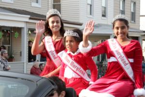 42nd Annual Mayors Christmas Parade Division 2 2015\nPhotography by: Buckleman Photography\nall images ©2015 Buckleman Photography\nThe images displayed here are of low resolution;\nReprints & Website usage available, please contact us: \ngerard@bucklemanphotography.com\n410.608.7990\nbucklemanphotography.com\n3005.jpg