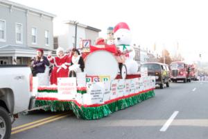 42nd Annual Mayors Christmas Parade Division 2 2015\nPhotography by: Buckleman Photography\nall images ©2015 Buckleman Photography\nThe images displayed here are of low resolution;\nReprints & Website usage available, please contact us: \ngerard@bucklemanphotography.com\n410.608.7990\nbucklemanphotography.com\n3064.jpg