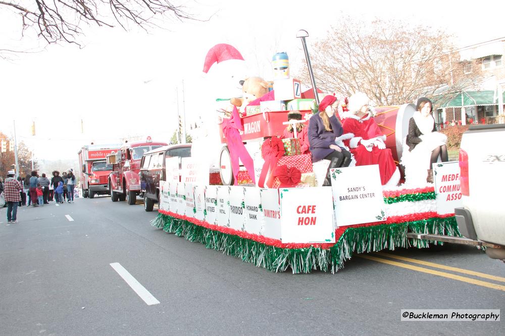 42nd Annual Mayors Christmas Parade Division 2 2015\nPhotography by: Buckleman Photography\nall images ©2015 Buckleman Photography\nThe images displayed here are of low resolution;\nReprints & Website usage available, please contact us: \ngerard@bucklemanphotography.com\n410.608.7990\nbucklemanphotography.com\n3067.jpg