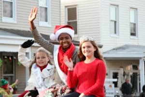 42nd Annual Mayors Christmas Parade Division 3 2015\nPhotography by: Buckleman Photography\nall images ©2015 Buckleman Photography\nThe images displayed here are of low resolution;\nReprints & Website usage available, please contact us: \ngerard@bucklemanphotography.com\n410.608.7990\nbucklemanphotography.com\n3083.jpg