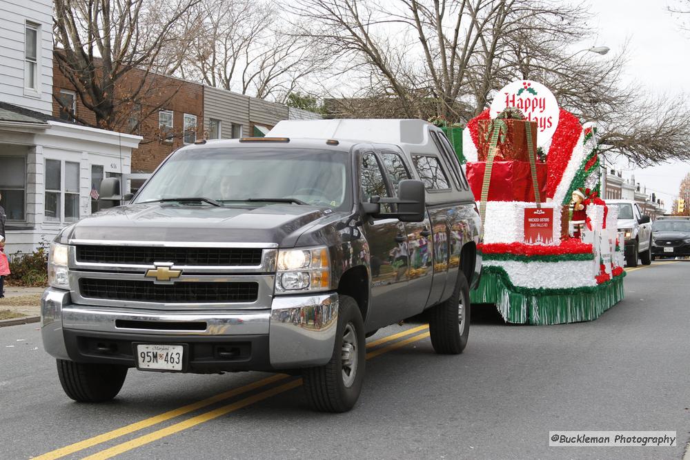 44th Annual Mayors Christmas Parade 2016\nPhotography by: Buckleman Photography\nall images ©2016 Buckleman Photography\nThe images displayed here are of low resolution;\nReprints available, please contact us: \ngerard@bucklemanphotography.com\n410.608.7990\nbucklemanphotography.com\n_MG_7130.CR2