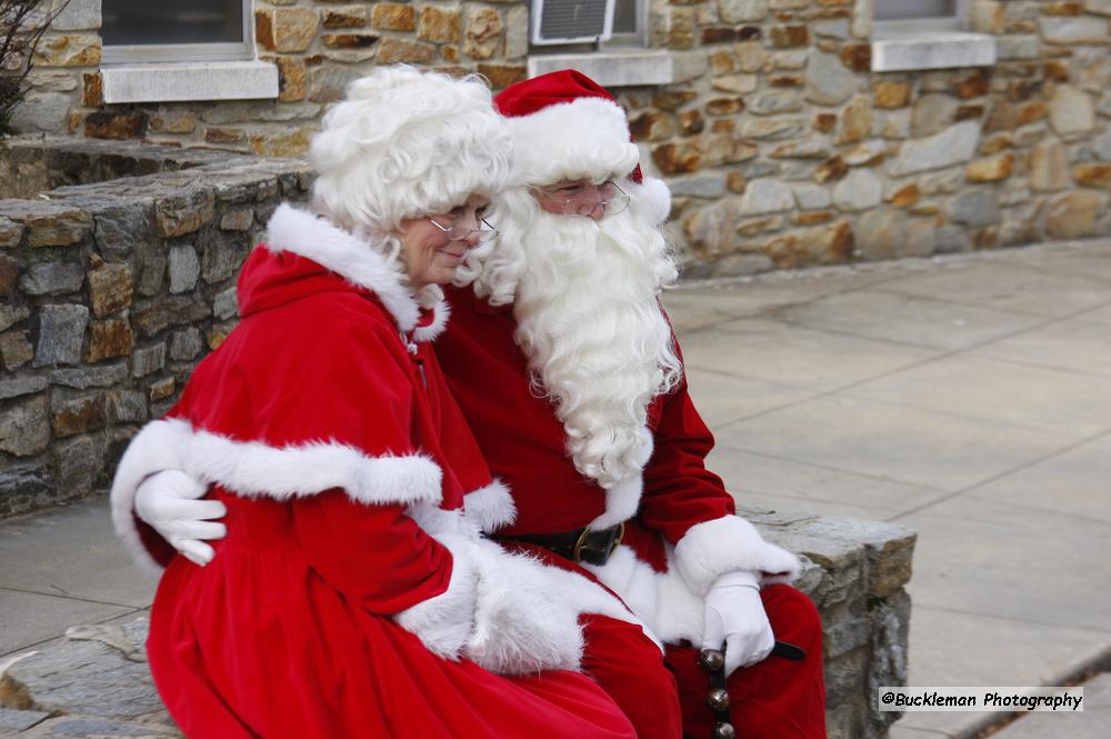 44th Annual Mayors Christmas Parade 2016\nPhotography by: Buckleman Photography\nall images ©2016 Buckleman Photography\nThe images displayed here are of low resolution;\nReprints available, please contact us: \ngerard@bucklemanphotography.com\n410.608.7990\nbucklemanphotography.com\n_MG_8428.CR2