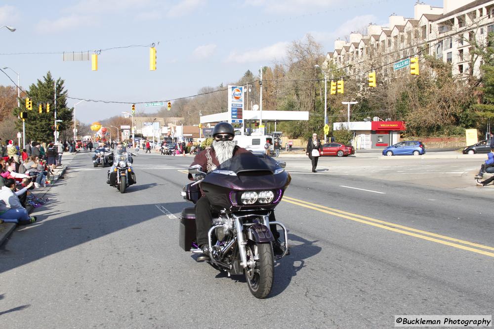 45th Annual Mayors Christmas Parade 2017\nPhotography by: Buckleman Photography\nall images ©2017 Buckleman Photography\nThe images displayed here are of low resolution;\nReprints available, please contact us: \ngerard@bucklemanphotography.com\n410.608.7990\nbucklemanphotography.com\n8268.CR2