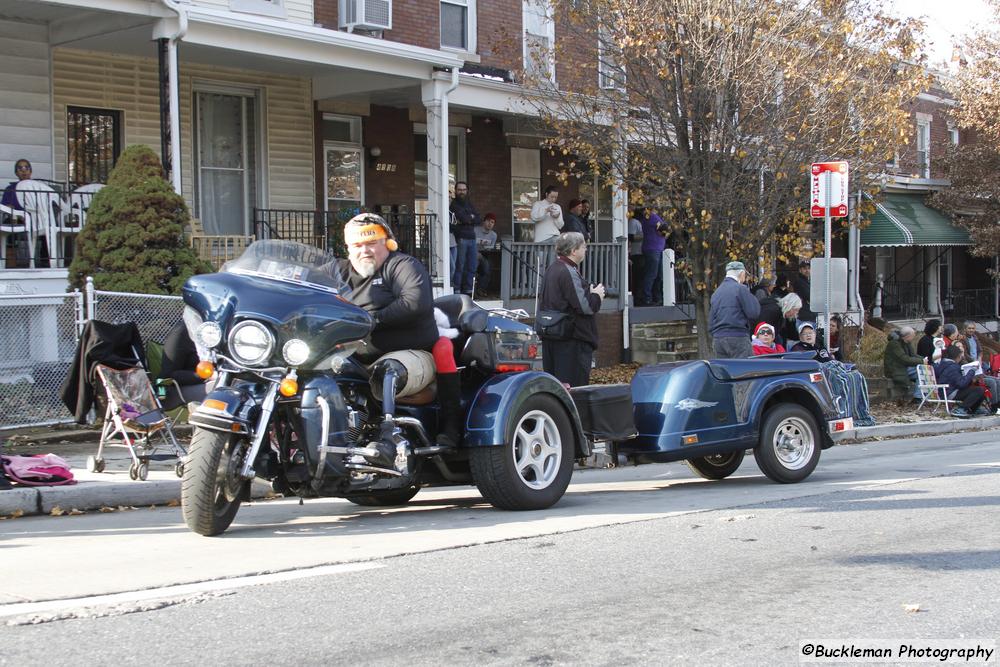 45th Annual Mayors Christmas Parade 2017\nPhotography by: Buckleman Photography\nall images ©2017 Buckleman Photography\nThe images displayed here are of low resolution;\nReprints available, please contact us: \ngerard@bucklemanphotography.com\n410.608.7990\nbucklemanphotography.com\n8272.CR2