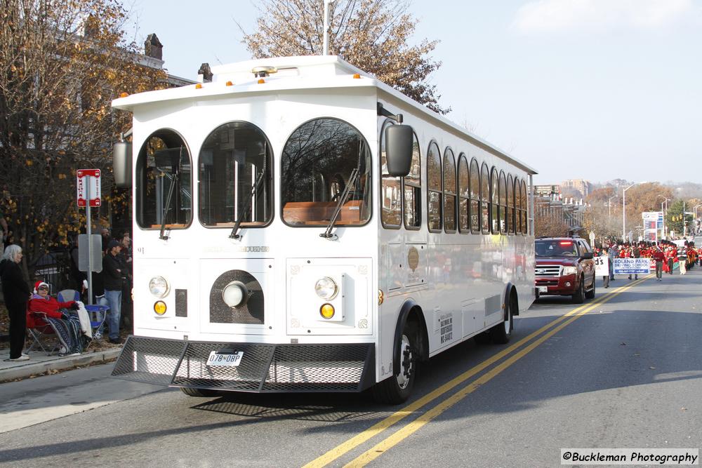 45th Annual Mayors Christmas Parade 2017\nPhotography by: Buckleman Photography\nall images ©2017 Buckleman Photography\nThe images displayed here are of low resolution;\nReprints available, please contact us: \ngerard@bucklemanphotography.com\n410.608.7990\nbucklemanphotography.com\n8293.CR2