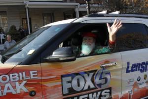 45th Annual Mayors Christmas Parade 2017\nPhotography by: Buckleman Photography\nall images ©2017 Buckleman Photography\nThe images displayed here are of low resolution;\nReprints available, please contact us: \ngerard@bucklemanphotography.com\n410.608.7990\nbucklemanphotography.com\n8409.CR2