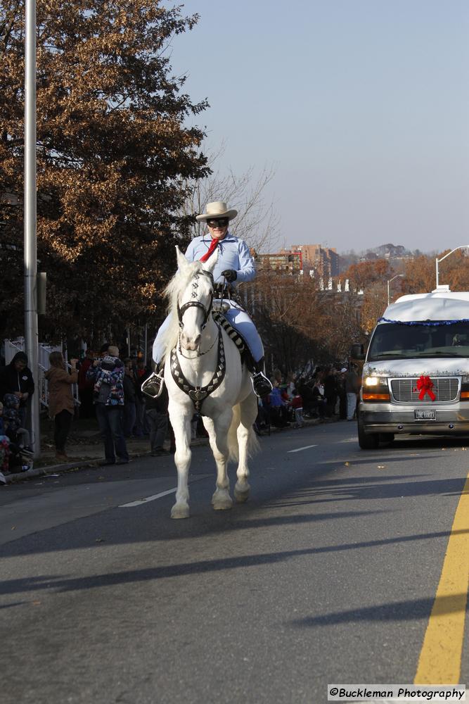 45th Annual Mayors Christmas Parade 2017\nPhotography by: Buckleman Photography\nall images ©2017 Buckleman Photography\nThe images displayed here are of low resolution;\nReprints available, please contact us: \ngerard@bucklemanphotography.com\n410.608.7990\nbucklemanphotography.com\n8447.CR2