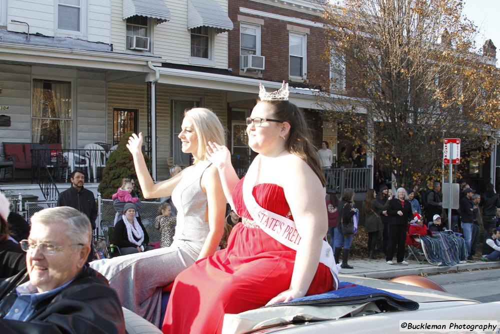 45th Annual Mayors Christmas Parade 2017\nPhotography by: Buckleman Photography\nall images ©2017 Buckleman Photography\nThe images displayed here are of low resolution;\nReprints available, please contact us: \ngerard@bucklemanphotography.com\n410.608.7990\nbucklemanphotography.com\n8456.CR2