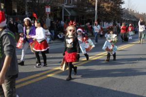 45th Annual Mayors Christmas Parade 2017\nPhotography by: Buckleman Photography\nall images ©2017 Buckleman Photography\nThe images displayed here are of low resolution;\nReprints available, please contact us: \ngerard@bucklemanphotography.com\n410.608.7990\nbucklemanphotography.com\n8509.CR2