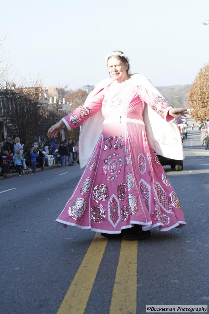 45th Annual Mayors Christmas Parade 2017\nPhotography by: Buckleman Photography\nall images ©2017 Buckleman Photography\nThe images displayed here are of low resolution;\nReprints available, please contact us: \ngerard@bucklemanphotography.com\n410.608.7990\nbucklemanphotography.com\n8597.CR2