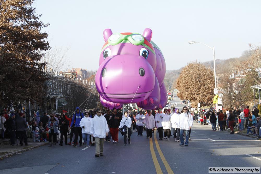 45th Annual Mayors Christmas Parade 2017\nPhotography by: Buckleman Photography\nall images ©2017 Buckleman Photography\nThe images displayed here are of low resolution;\nReprints available, please contact us: \ngerard@bucklemanphotography.com\n410.608.7990\nbucklemanphotography.com\n8618.CR2