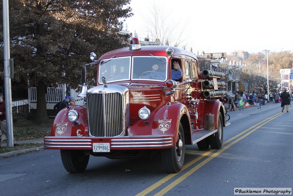 45th Annual Mayors Christmas Parade 2017\nPhotography by: Buckleman Photography\nall images ©2017 Buckleman Photography\nThe images displayed here are of low resolution;\nReprints available, please contact us: \ngerard@bucklemanphotography.com\n410.608.7990\nbucklemanphotography.com\n8664.CR2