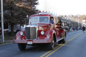 45th Annual Mayors Christmas Parade 2017\nPhotography by: Buckleman Photography\nall images ©2017 Buckleman Photography\nThe images displayed here are of low resolution;\nReprints available, please contact us: \ngerard@bucklemanphotography.com\n410.608.7990\nbucklemanphotography.com\n8664.CR2