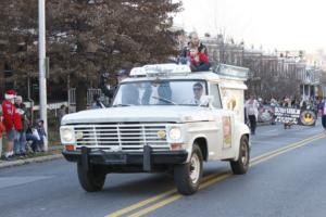 45th Annual Mayors Christmas Parade 2017\nPhotography by: Buckleman Photography\nall images ©2017 Buckleman Photography\nThe images displayed here are of low resolution;\nReprints available, please contact us: \ngerard@bucklemanphotography.com\n410.608.7990\nbucklemanphotography.com\n8767.CR2