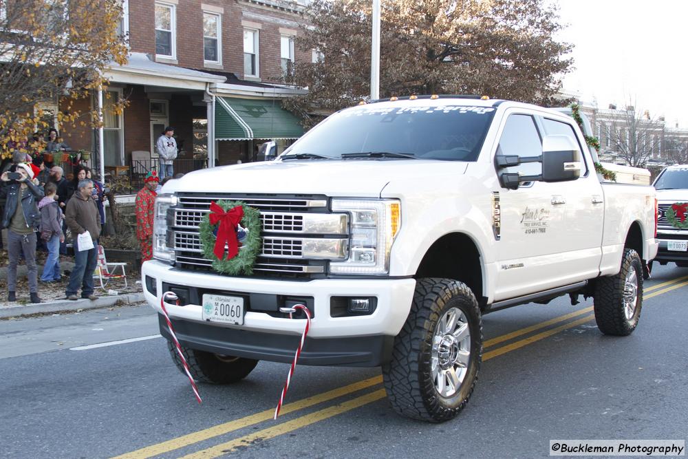 45th Annual Mayors Christmas Parade 2017\nPhotography by: Buckleman Photography\nall images ©2017 Buckleman Photography\nThe images displayed here are of low resolution;\nReprints available, please contact us: \ngerard@bucklemanphotography.com\n410.608.7990\nbucklemanphotography.com\n8792.CR2