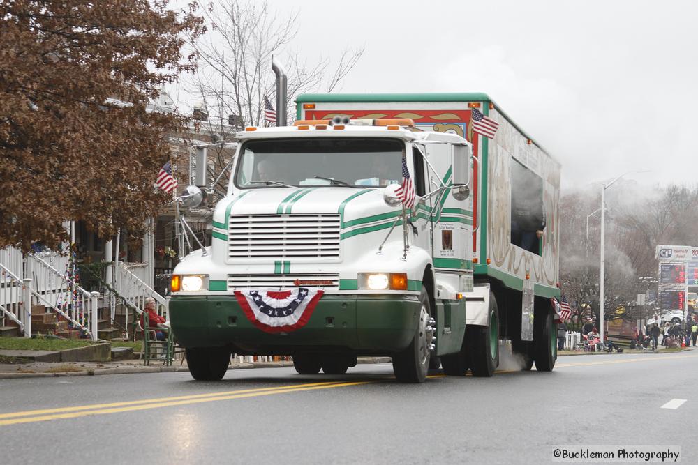 46th Annual Mayors Christmas Parade 2018\nPhotography by: Buckleman Photography\nall images ©2018 Buckleman Photography\nThe images displayed here are of low resolution;\nReprints available, please contact us:\ngerard@bucklemanphotography.com\n410.608.7990\nbucklemanphotography.com\n8931.CR2