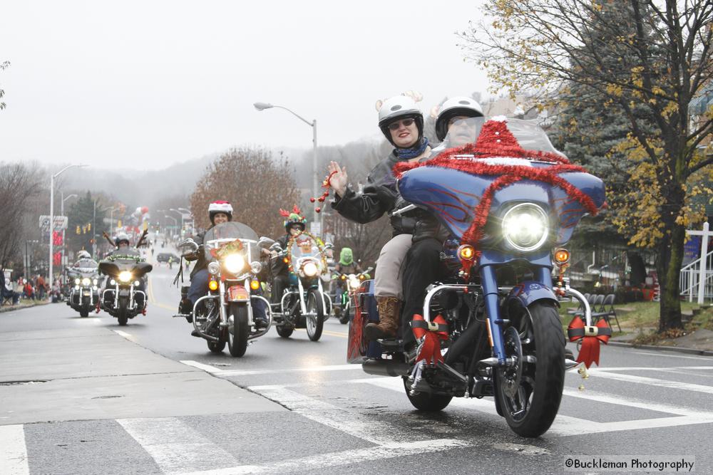 46th Annual Mayors Christmas Parade 2018\nPhotography by: Buckleman Photography\nall images ©2018 Buckleman Photography\nThe images displayed here are of low resolution;\nReprints available, please contact us:\ngerard@bucklemanphotography.com\n410.608.7990\nbucklemanphotography.com\n9051.CR2