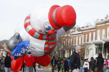 47th Annual Mayors Christmas Parade 2019\nPhotography by: Buckleman Photography\nall images ©2019 Buckleman Photography\nThe images displayed here are of low resolution;\nReprints available, please contact us:\ngerard@bucklemanphotography.com\n410.608.7990\nbucklemanphotography.com\n0640.CR2