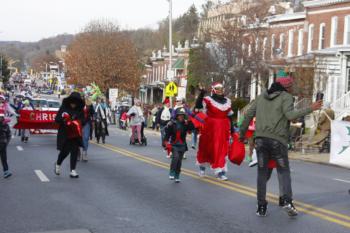 47th Annual Mayors Christmas Parade 2019\nPhotography by: Buckleman Photography\nall images ©2019 Buckleman Photography\nThe images displayed here are of low resolution;\nReprints available, please contact us:\ngerard@bucklemanphotography.com\n410.608.7990\nbucklemanphotography.com\n0771.CR2