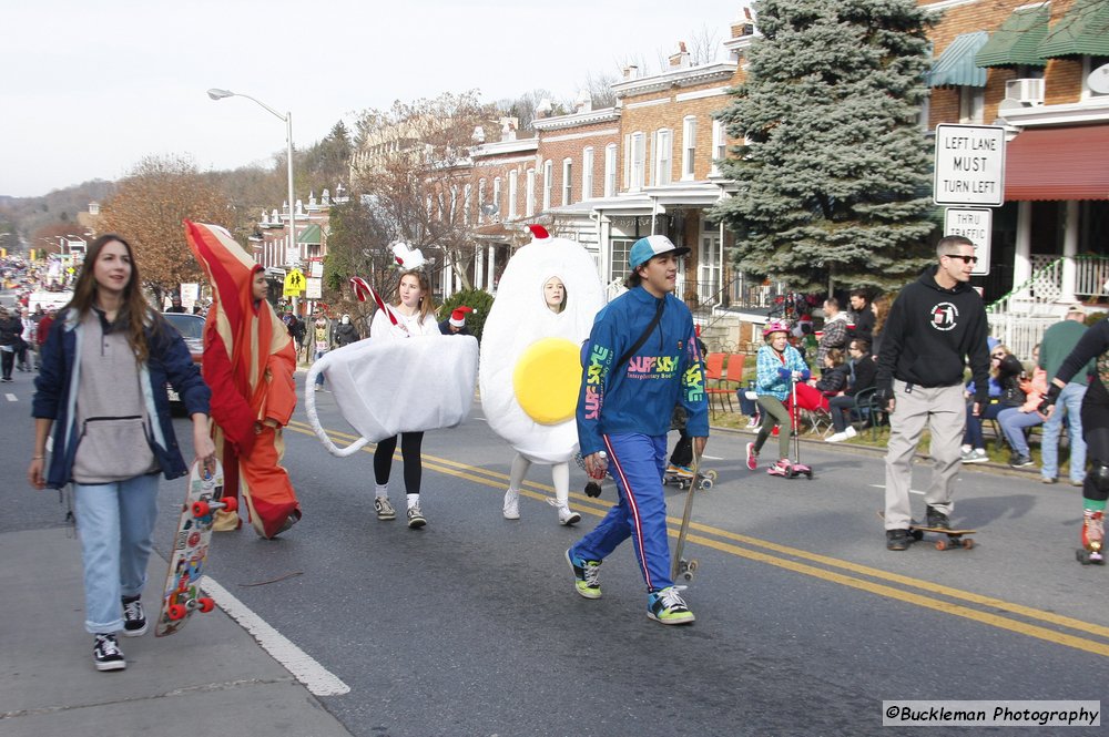 47th Annual Mayors Christmas Parade 2019\nPhotography by: Buckleman Photography\nall images ©2019 Buckleman Photography\nThe images displayed here are of low resolution;\nReprints available, please contact us:\ngerard@bucklemanphotography.com\n410.608.7990\nbucklemanphotography.com\n0829.CR2