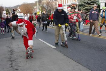 47th Annual Mayors Christmas Parade 2019\nPhotography by: Buckleman Photography\nall images ©2019 Buckleman Photography\nThe images displayed here are of low resolution;\nReprints available, please contact us:\ngerard@bucklemanphotography.com\n410.608.7990\nbucklemanphotography.com\n0833.CR2