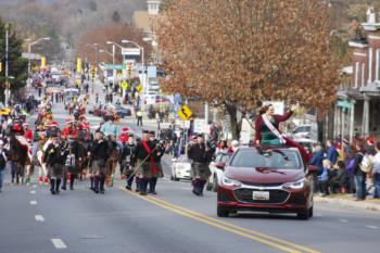 47th Annual Mayors Christmas Parade 2019\nPhotography by: Buckleman Photography\nall images ©2019 Buckleman Photography\nThe images displayed here are of low resolution;\nReprints available, please contact us:\ngerard@bucklemanphotography.com\n410.608.7990\nbucklemanphotography.com\n0853.CR2