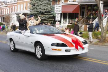 47th Annual Mayors Christmas Parade 2019\nPhotography by: Buckleman Photography\nall images ©2019 Buckleman Photography\nThe images displayed here are of low resolution;\nReprints available, please contact us:\ngerard@bucklemanphotography.com\n410.608.7990\nbucklemanphotography.com\n0884.CR2