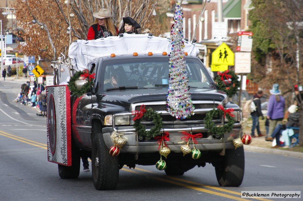 47th Annual Mayors Christmas Parade 2019\nPhotography by: Buckleman Photography\nall images ©2019 Buckleman Photography\nThe images displayed here are of low resolution;\nReprints available, please contact us:\ngerard@bucklemanphotography.com\n410.608.7990\nbucklemanphotography.com\n0911.CR2