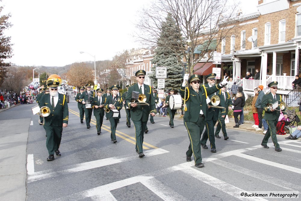 47th Annual Mayors Christmas Parade 2019\nPhotography by: Buckleman Photography\nall images ©2019 Buckleman Photography\nThe images displayed here are of low resolution;\nReprints available, please contact us:\ngerard@bucklemanphotography.com\n410.608.7990\nbucklemanphotography.com\n3660.CR2