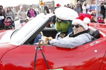 47th Annual Mayors Christmas Parade 2019\nPhotography by: Buckleman Photography\nall images ©2019 Buckleman Photography\nThe images displayed here are of low resolution;\nReprints available, please contact us:\ngerard@bucklemanphotography.com\n410.608.7990\nbucklemanphotography.com\n3747.CR2