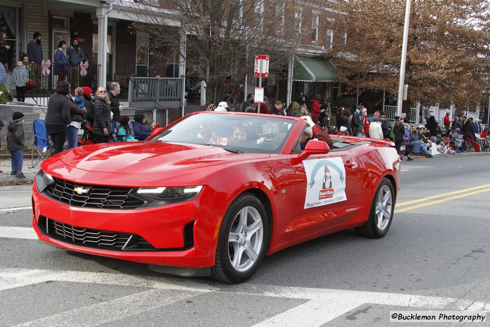 47th Annual Mayors Christmas Parade 2019\nPhotography by: Buckleman Photography\nall images ©2019 Buckleman Photography\nThe images displayed here are of low resolution;\nReprints available, please contact us:\ngerard@bucklemanphotography.com\n410.608.7990\nbucklemanphotography.com\n3777.CR2