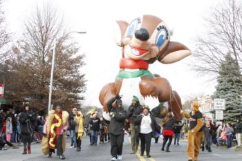 47th Annual Mayors Christmas Parade 2019\nPhotography by: Buckleman Photography\nall images ©2019 Buckleman Photography\nThe images displayed here are of low resolution;\nReprints available, please contact us:\ngerard@bucklemanphotography.com\n410.608.7990\nbucklemanphotography.com\n3810.CR2