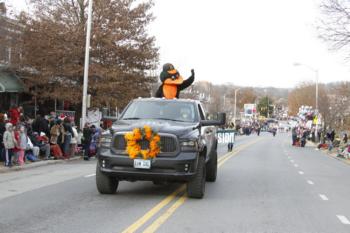 47th Annual Mayors Christmas Parade 2019\nPhotography by: Buckleman Photography\nall images ©2019 Buckleman Photography\nThe images displayed here are of low resolution;\nReprints available, please contact us:\ngerard@bucklemanphotography.com\n410.608.7990\nbucklemanphotography.com\n3829.CR2