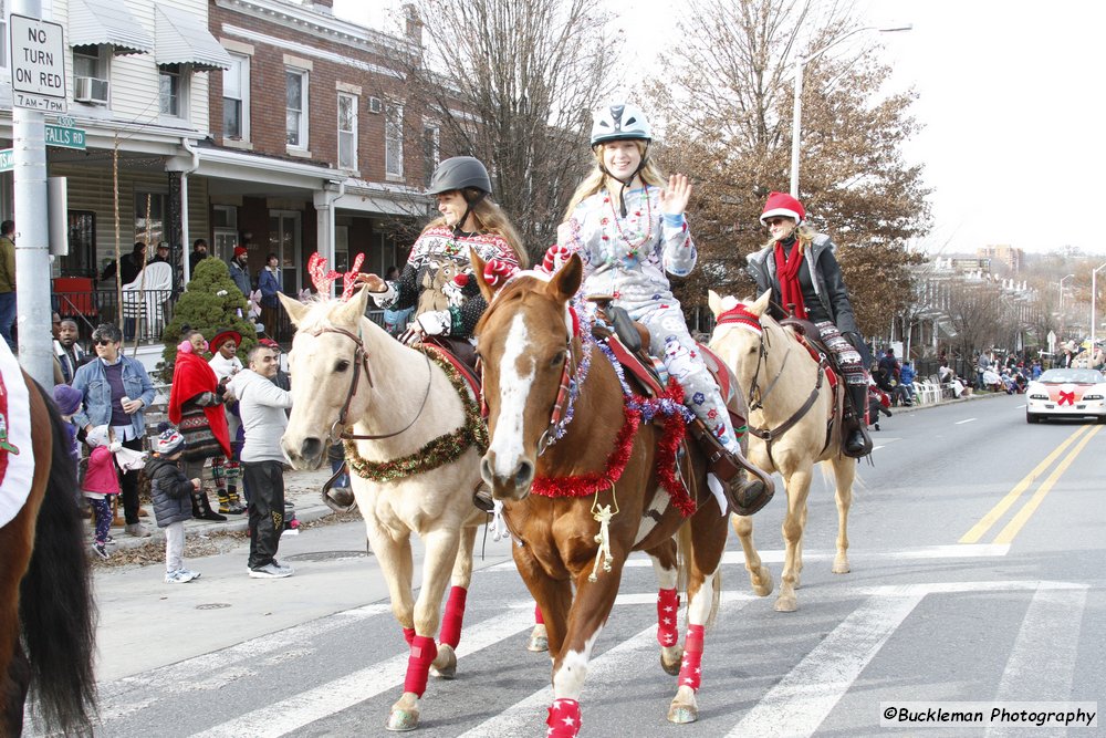 47th Annual Mayors Christmas Parade 2019\nPhotography by: Buckleman Photography\nall images ©2019 Buckleman Photography\nThe images displayed here are of low resolution;\nReprints available, please contact us:\ngerard@bucklemanphotography.com\n410.608.7990\nbucklemanphotography.com\n3943.CR2