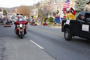 47th Annual Mayors Christmas Parade 2019\nPhotography by: Buckleman Photography\nall images ©2019 Buckleman Photography\nThe images displayed here are of low resolution;\nReprints available, please contact us:\ngerard@bucklemanphotography.com\n410.608.7990\nbucklemanphotography.com\n1043.CR2