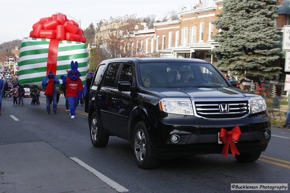 47th Annual Mayors Christmas Parade 2019\nPhotography by: Buckleman Photography\nall images ©2019 Buckleman Photography\nThe images displayed here are of low resolution;\nReprints available, please contact us:\ngerard@bucklemanphotography.com\n410.608.7990\nbucklemanphotography.com\n1137.CR2