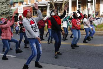 47th Annual Mayors Christmas Parade 2019\nPhotography by: Buckleman Photography\nall images ©2019 Buckleman Photography\nThe images displayed here are of low resolution;\nReprints available, please contact us:\ngerard@bucklemanphotography.com\n410.608.7990\nbucklemanphotography.com\n1192.CR2